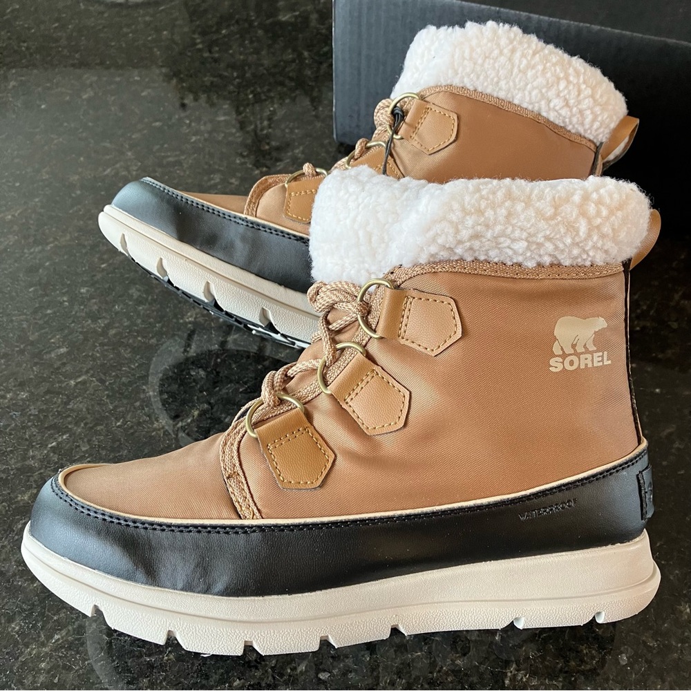New Sorel Women's Explorer Carnival Boot, Short Winter Boots Faux Fur Short Boot